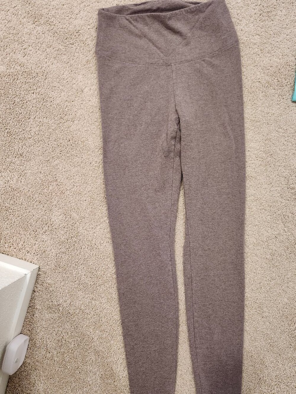 Like new size medium Pink all-day cotton leggings cocoa blush heather